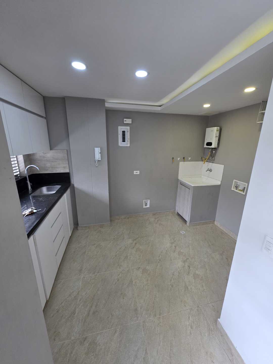 Arriendo apartamento la América