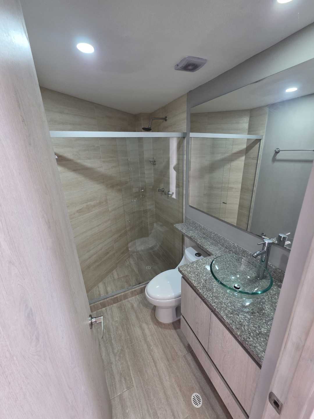 Arriendo apartamento la América