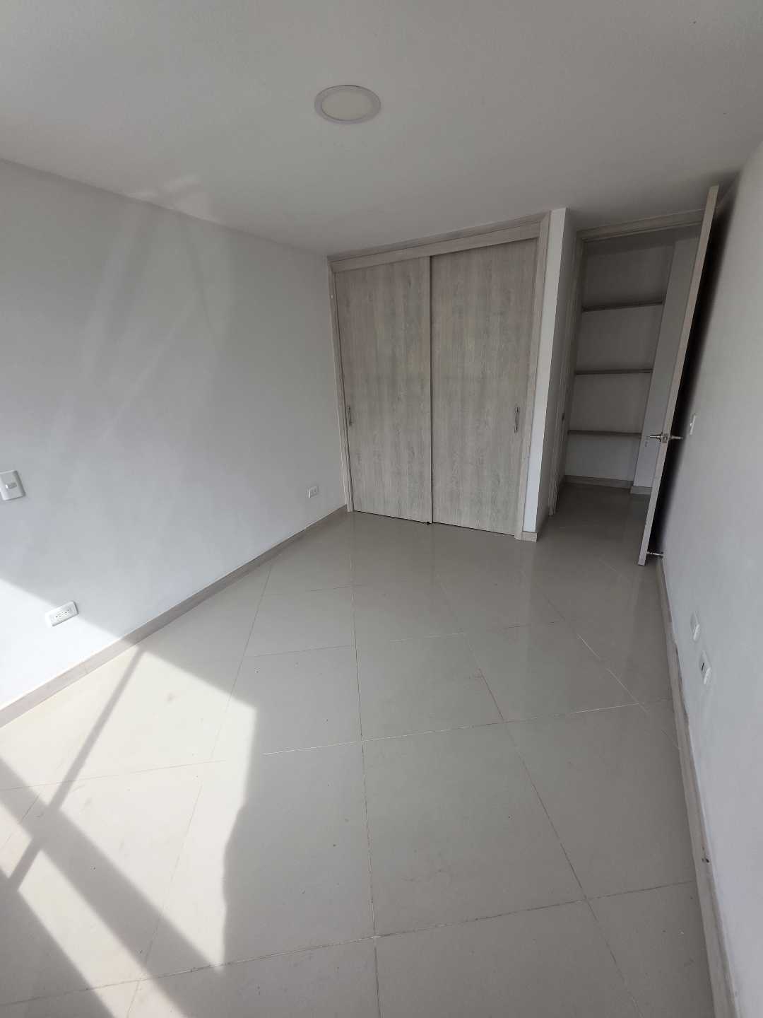 Arriendo apartamento la América