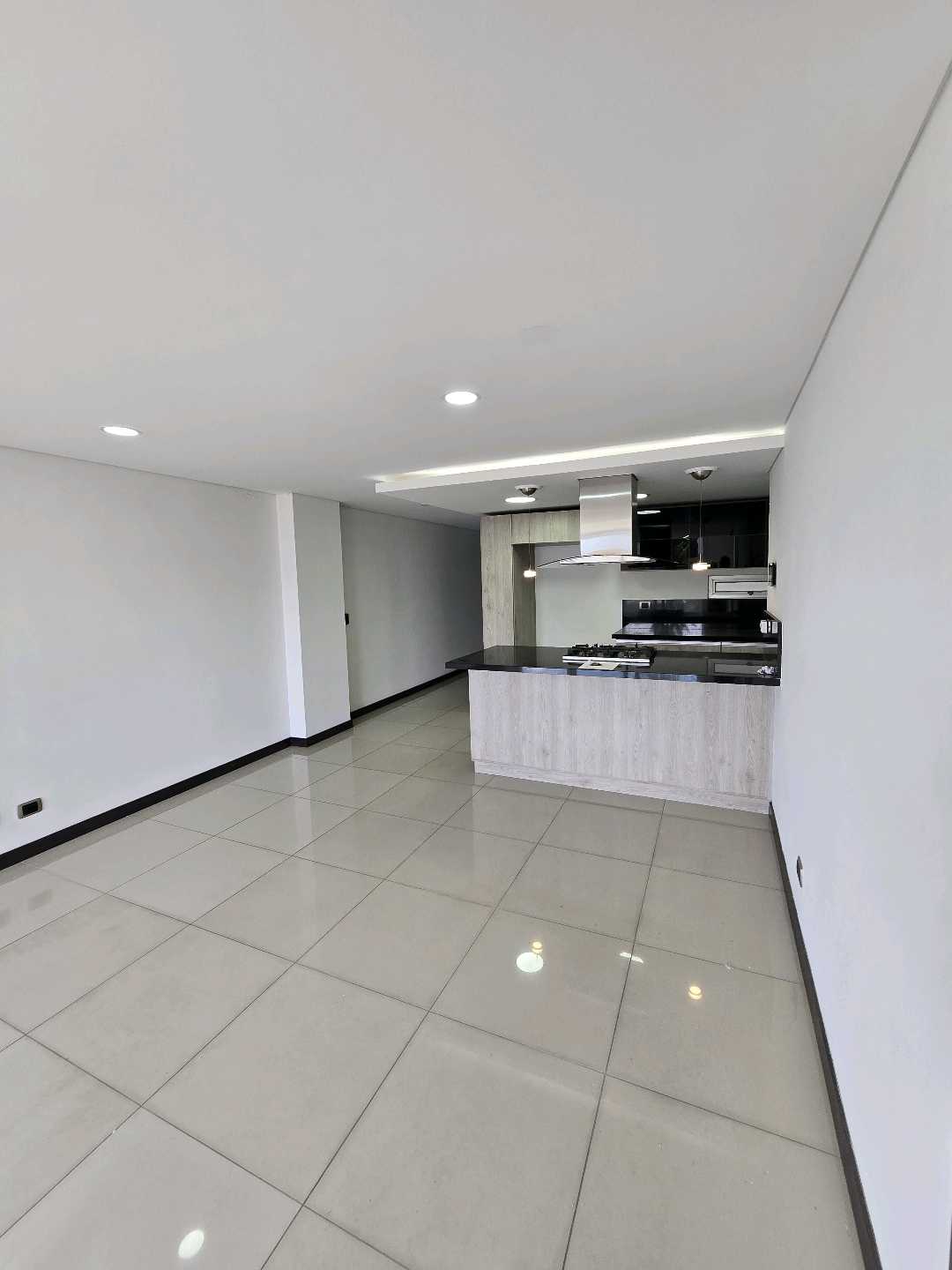 Arriendo apartamento la castellana