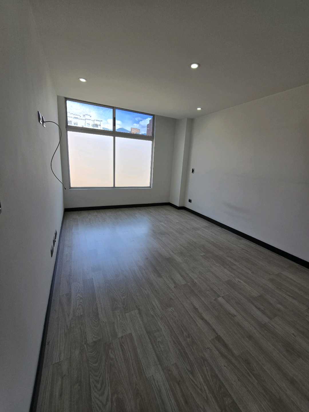 Arriendo apartamento la castellana