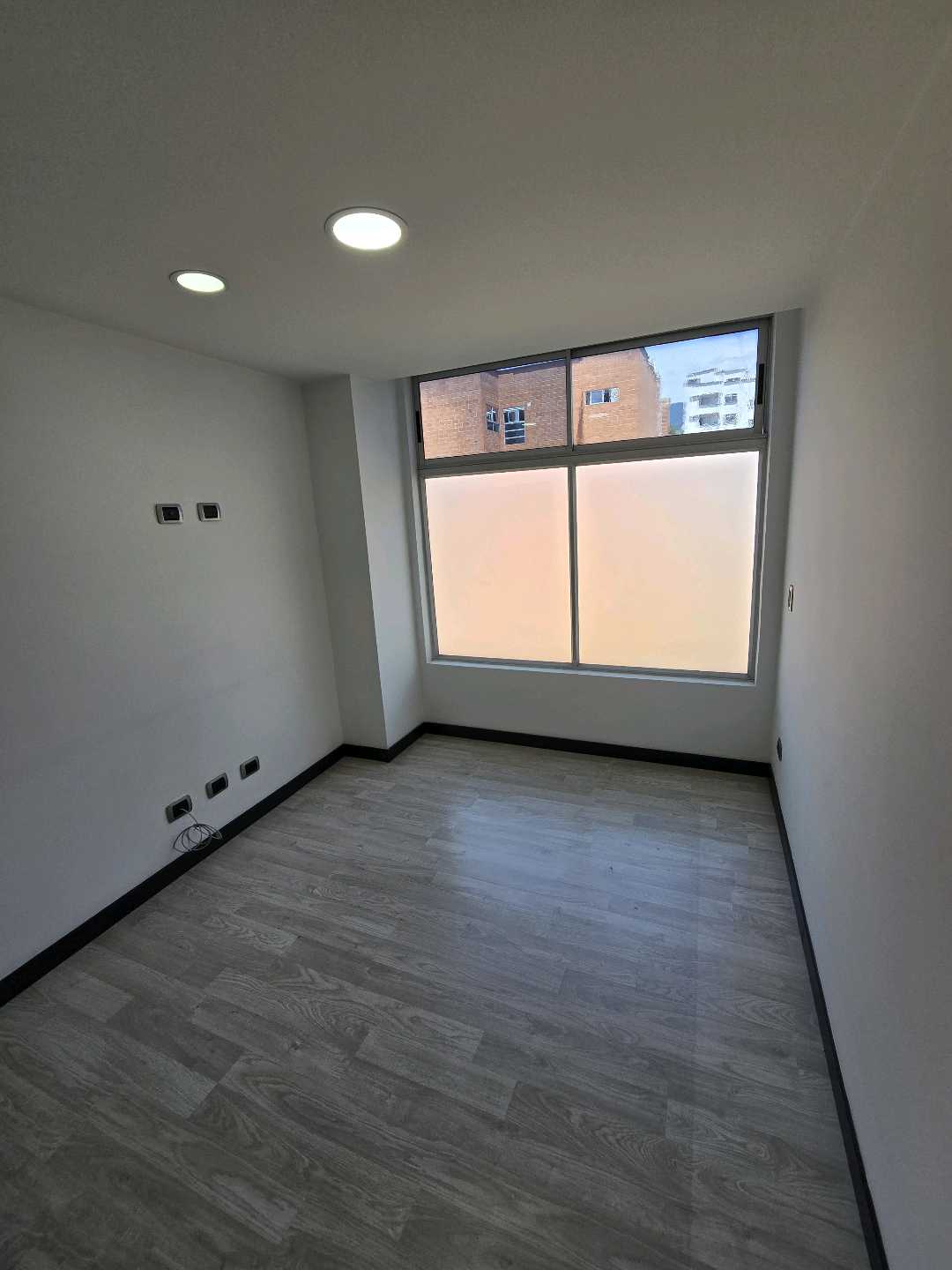 Arriendo apartamento la castellana