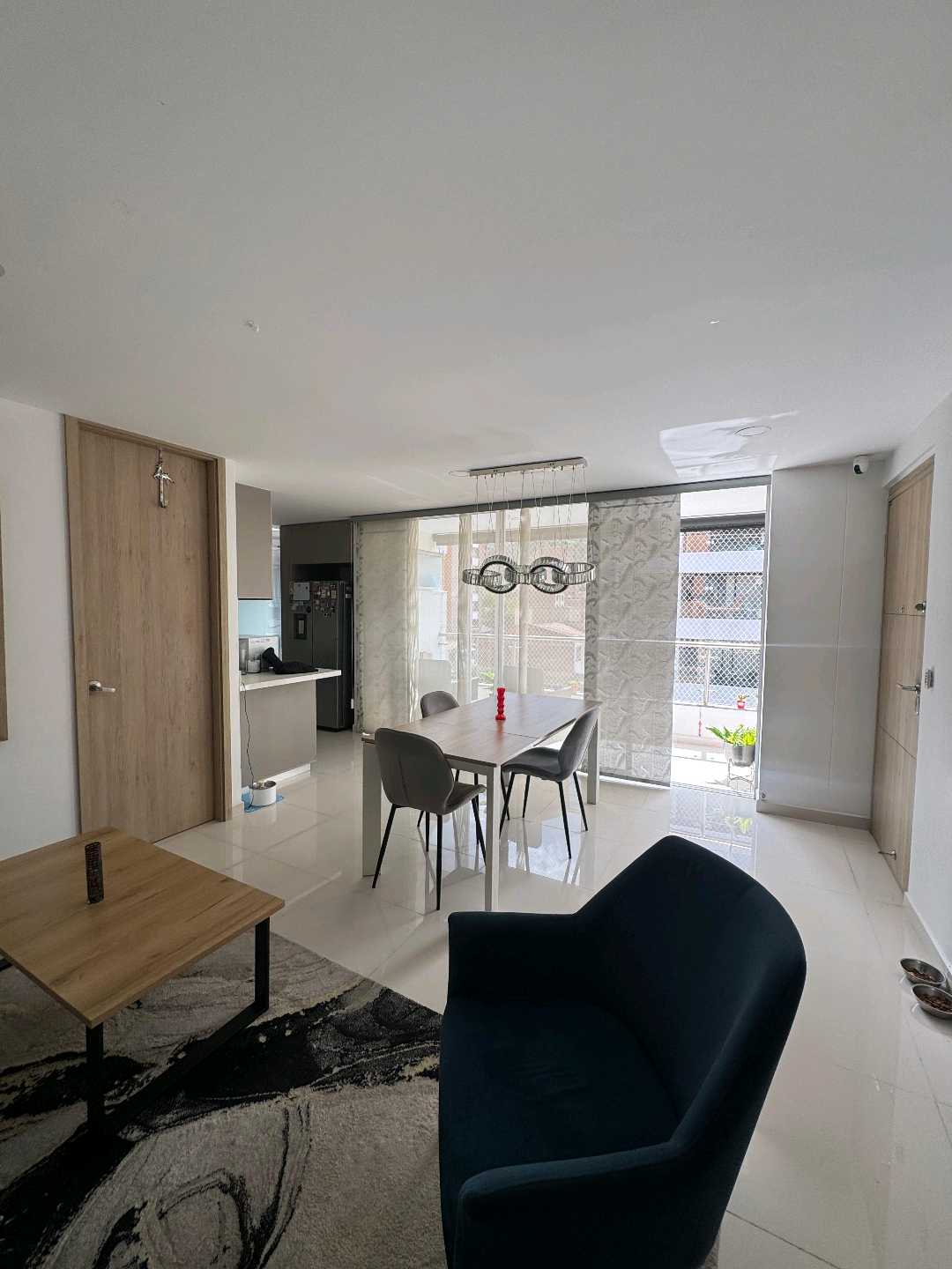 Arriendo apartamento la castellana