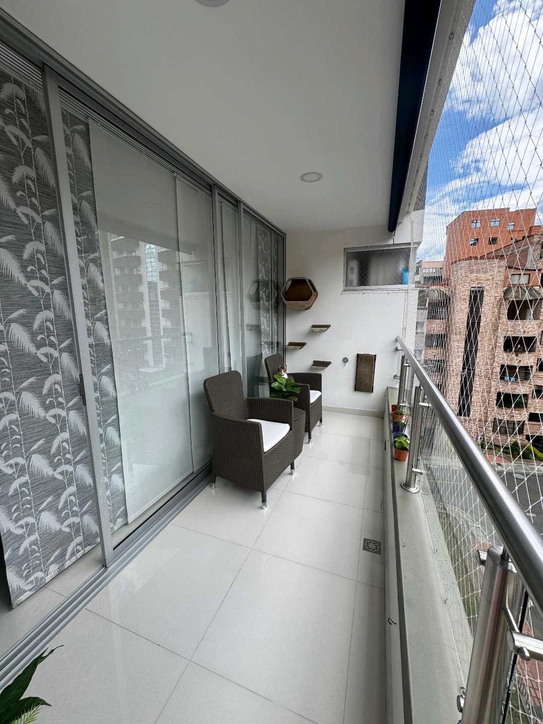 Arriendo apartamento la castellana
