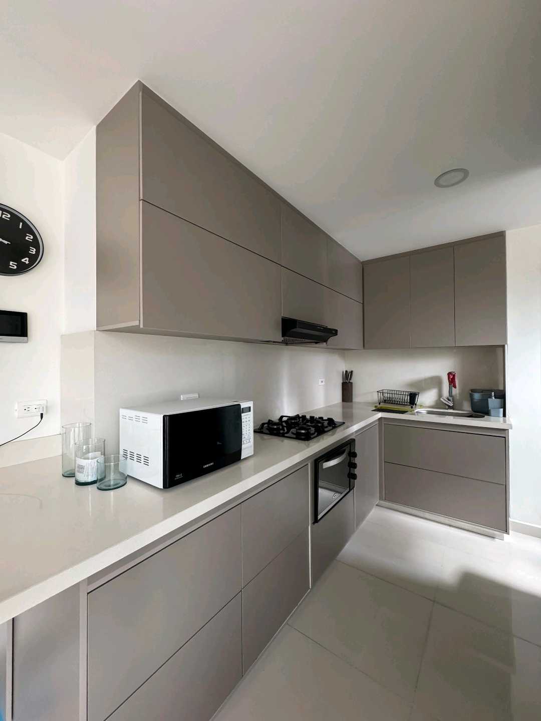 Arriendo apartamento la castellana