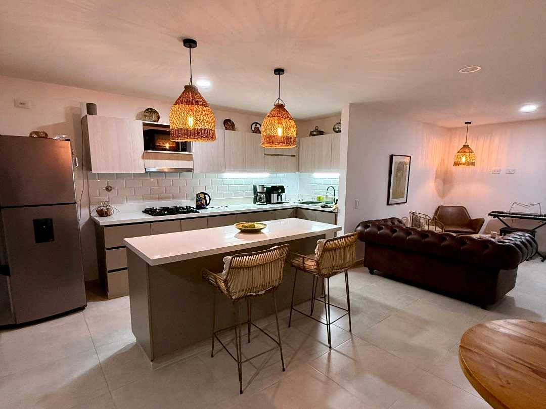 Arriendo apartamento la castellana