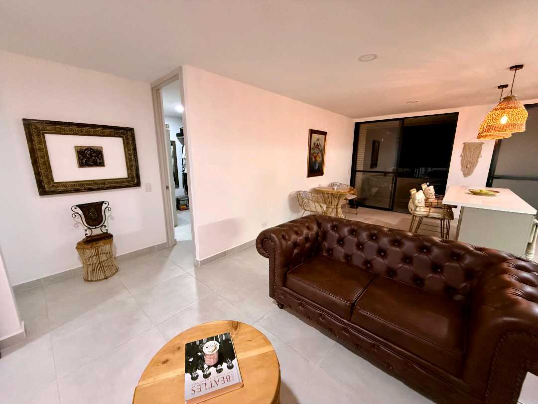 Arriendo apartamento la castellana