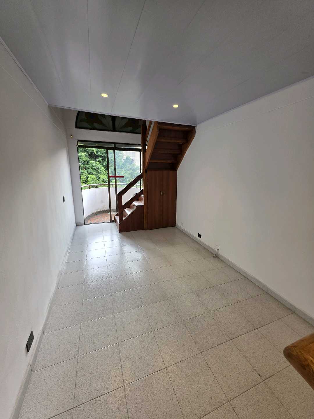 Arriendo apartamento la castellana