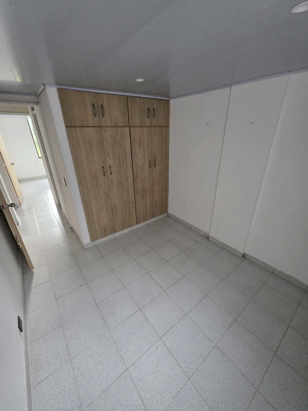 Arriendo apartamento la castellana