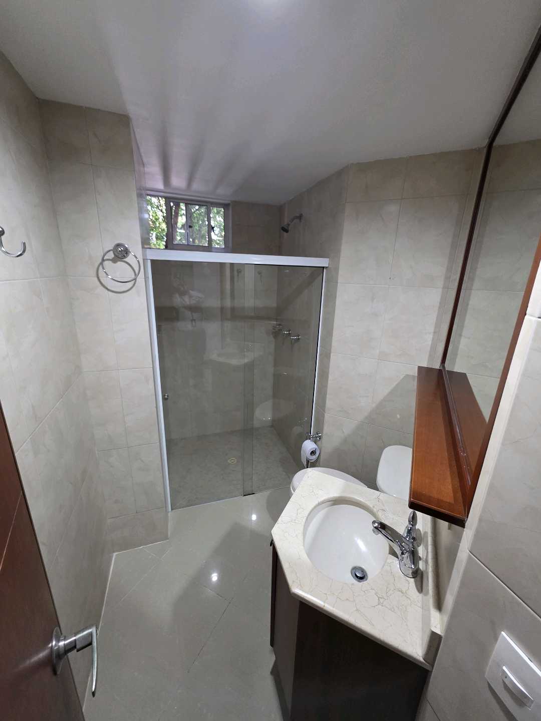 Arriendo apartamento la castellana