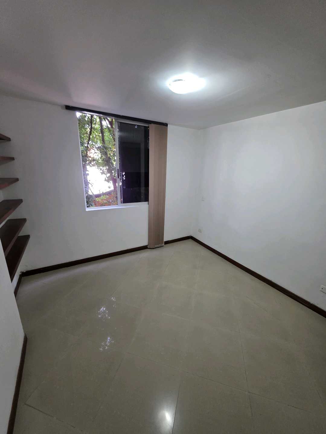 Arriendo apartamento la castellana
