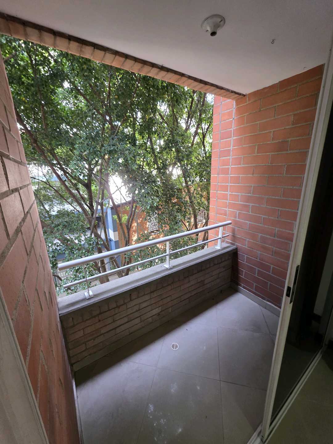 Arriendo apartamento la castellana
