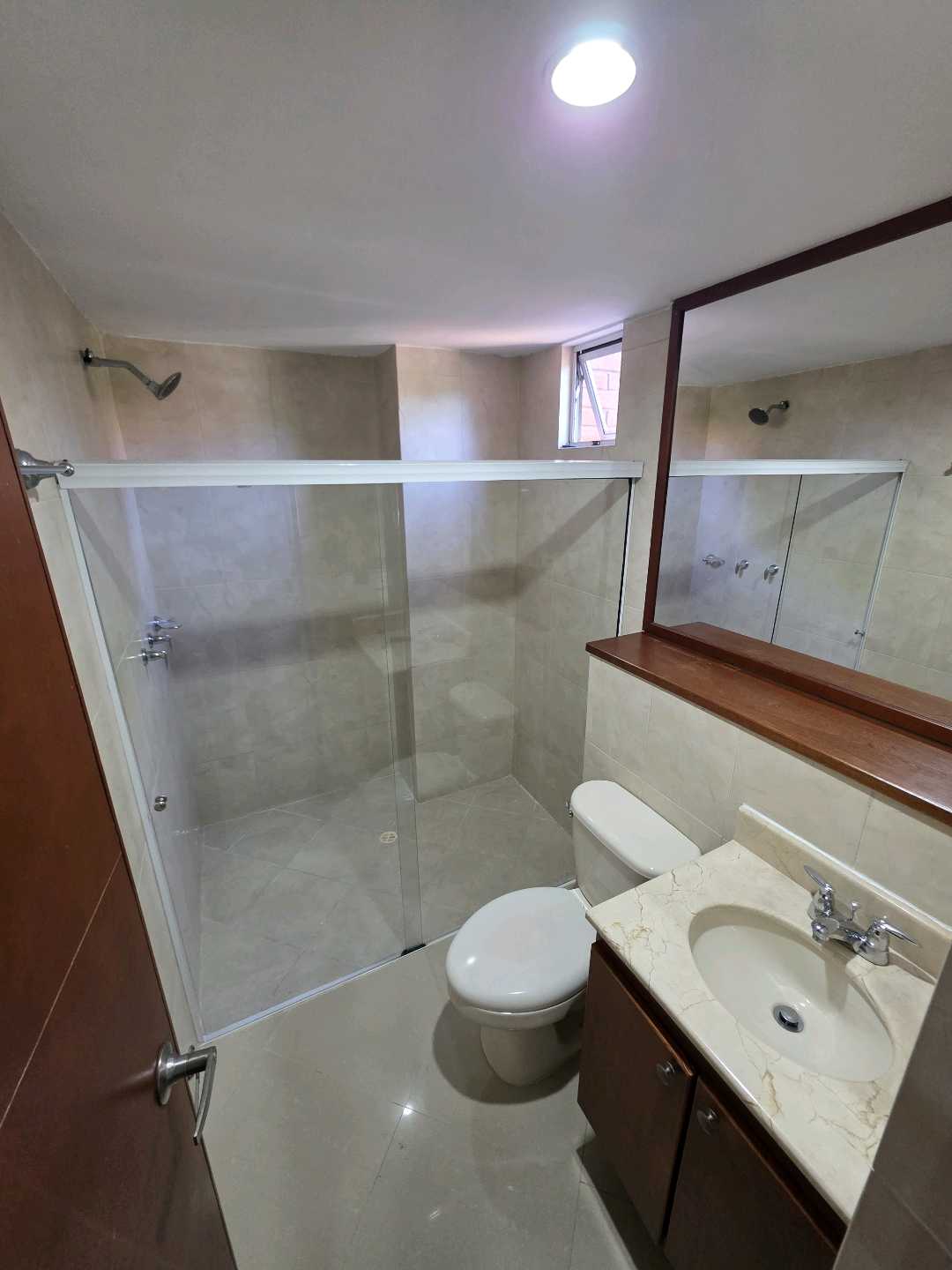 Arriendo apartamento la castellana