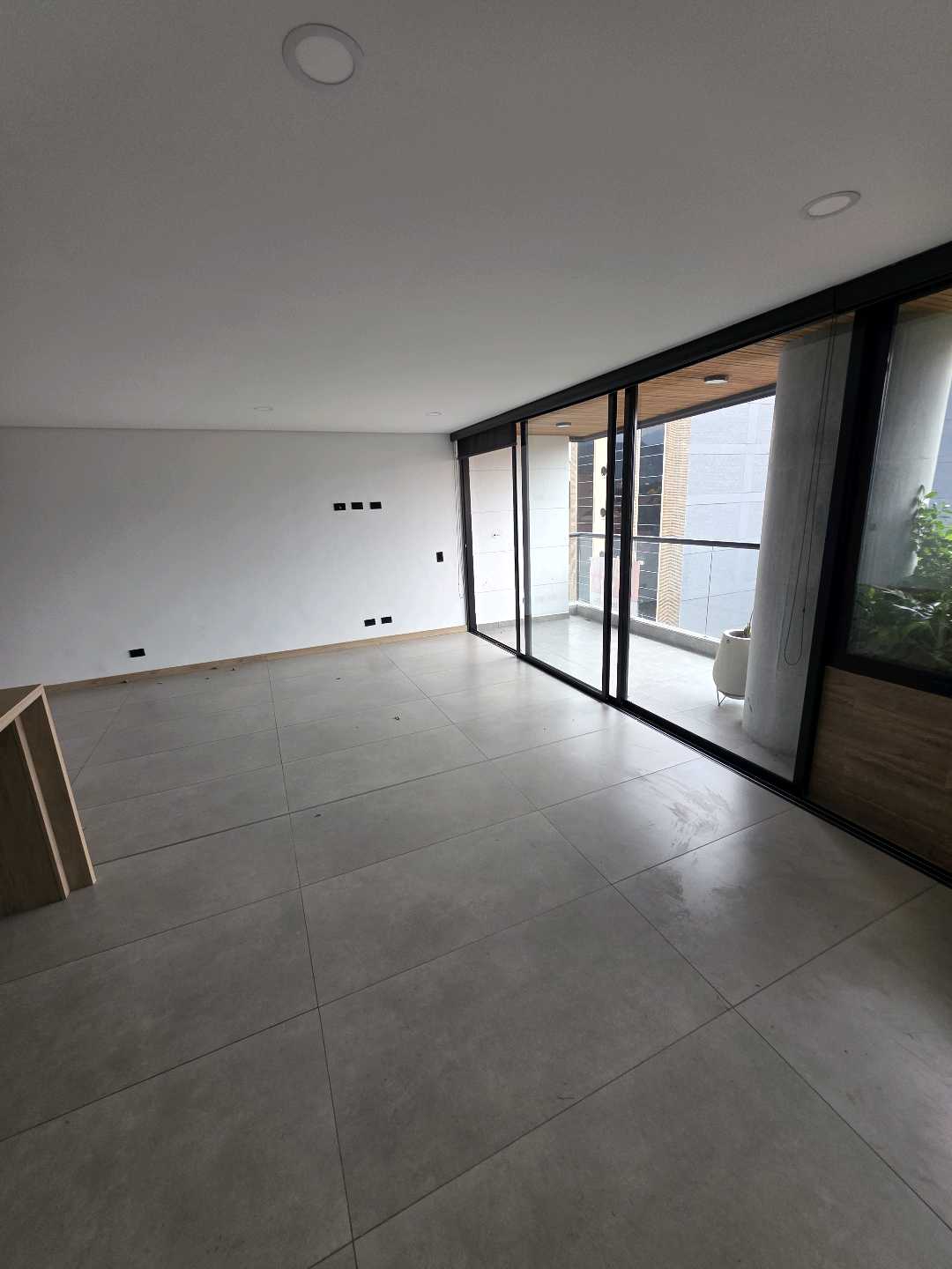 Arriendo apartamento la castellana