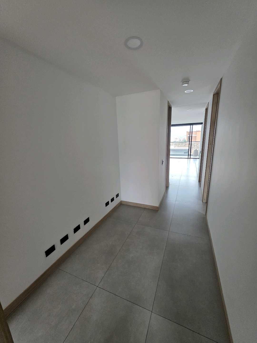 Arriendo apartamento la castellana