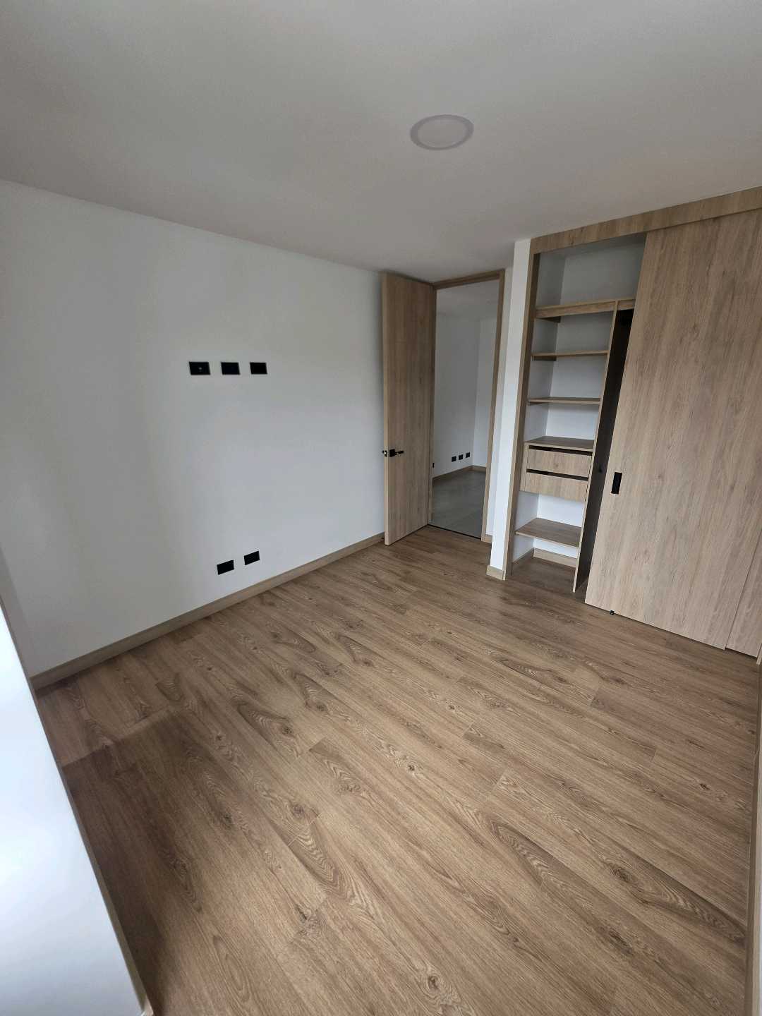 Arriendo apartamento la castellana
