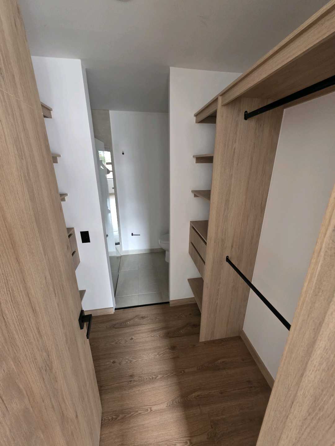 Arriendo apartamento la castellana