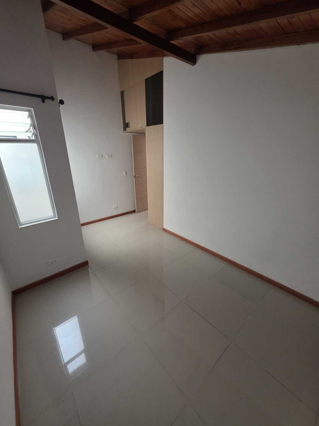 Arriendo apartamento la castellana