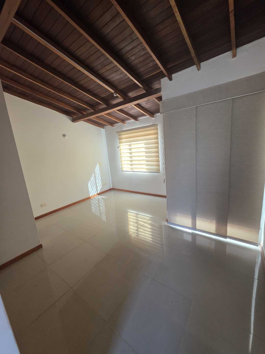 Arriendo apartamento la castellana