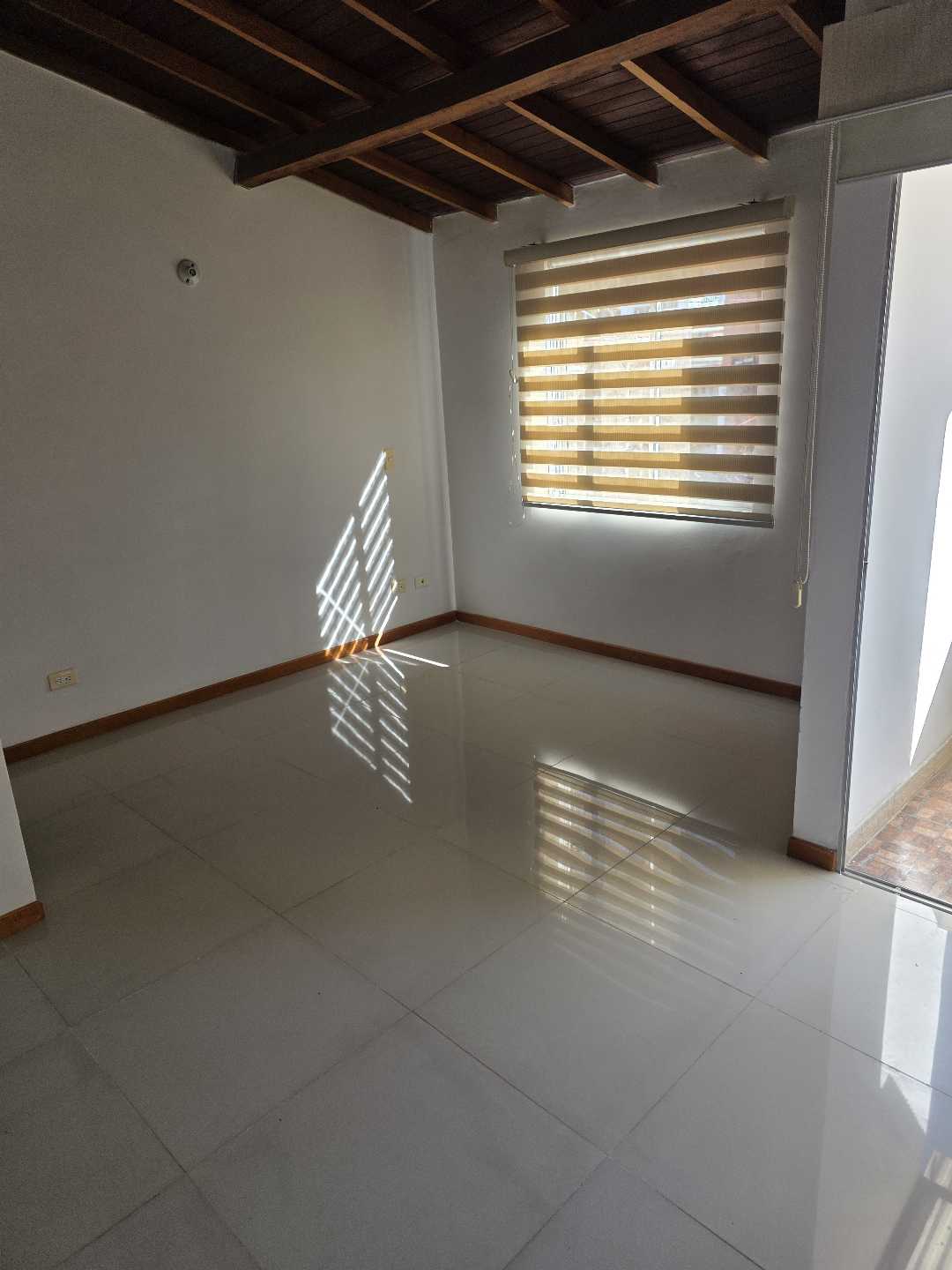 Arriendo apartamento la castellana
