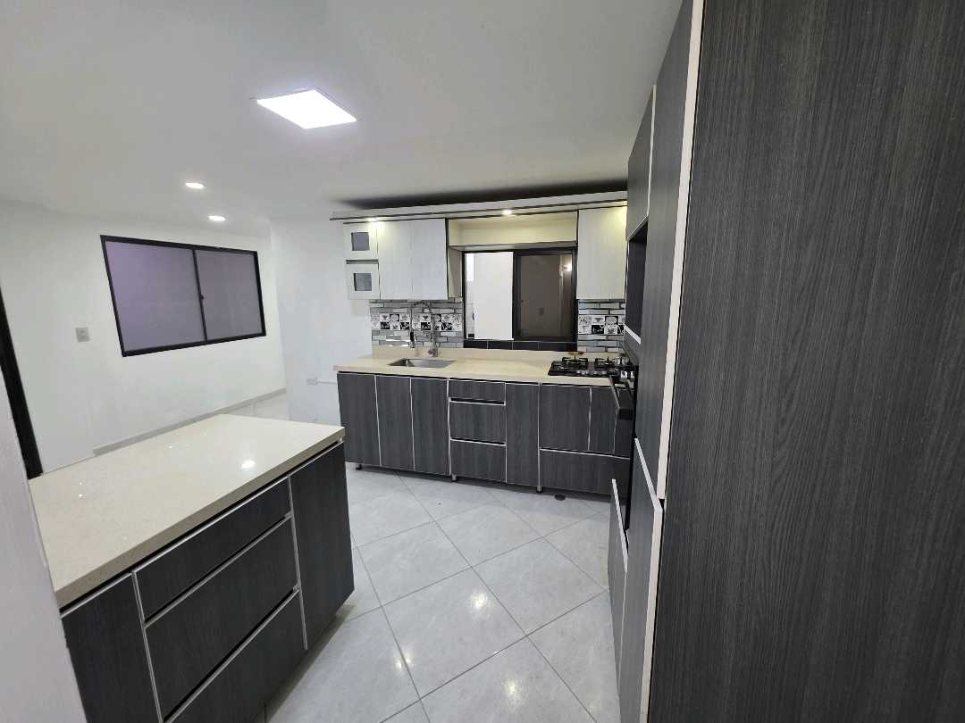 Arriendo apartamento la floresta