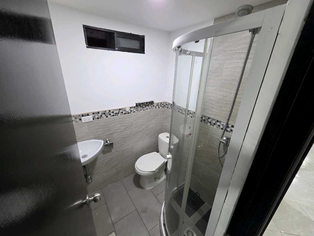 Arriendo apartamento la floresta