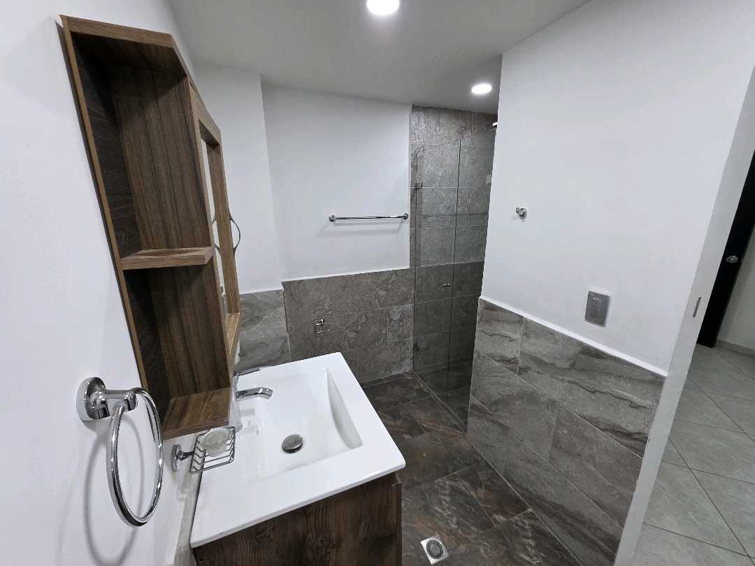 Arriendo apartamento la floresta