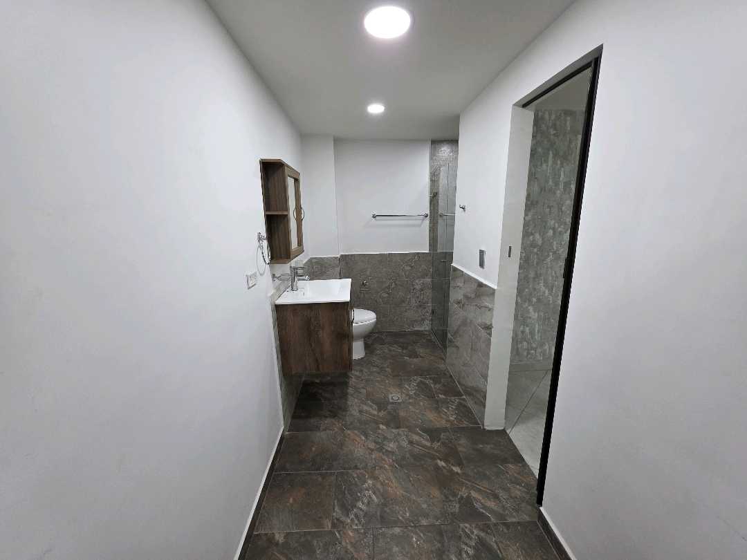 Arriendo apartamento la floresta
