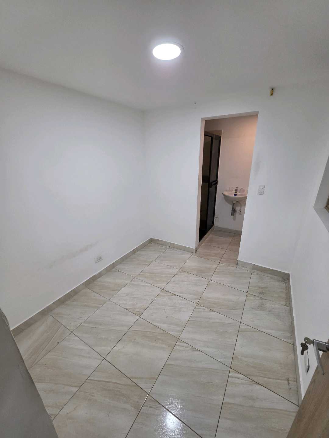Arriendo apartamento la floresta