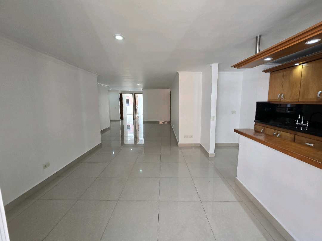 Arriendo apartamento laureles