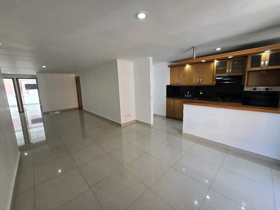 Arriendo apartamento laureles