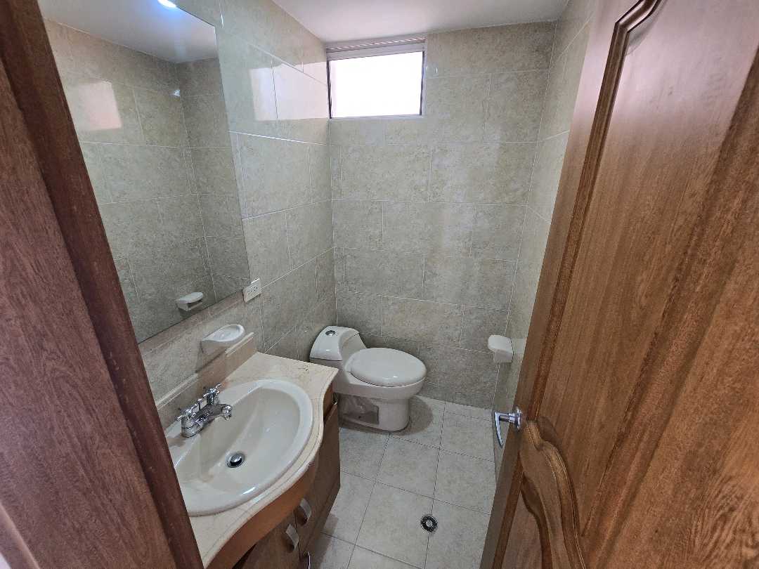 Arriendo apartamento laureles