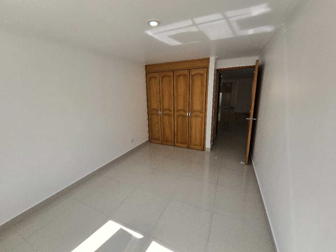 Arriendo apartamento laureles