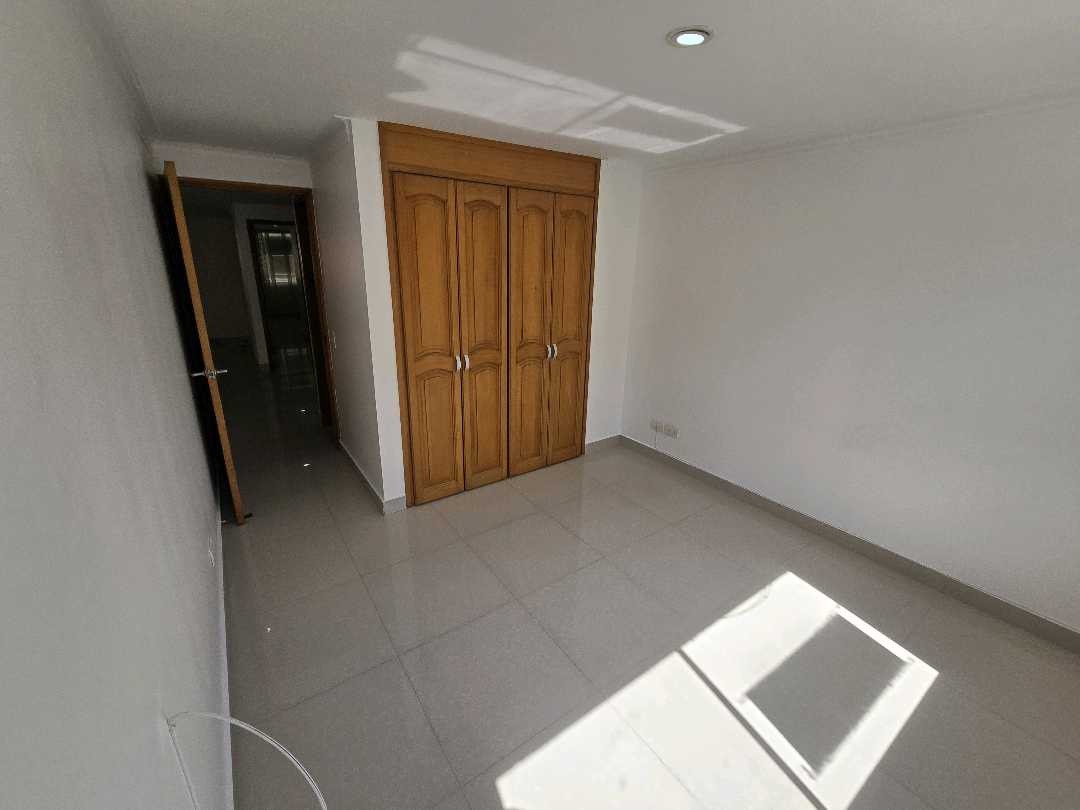 Arriendo apartamento laureles