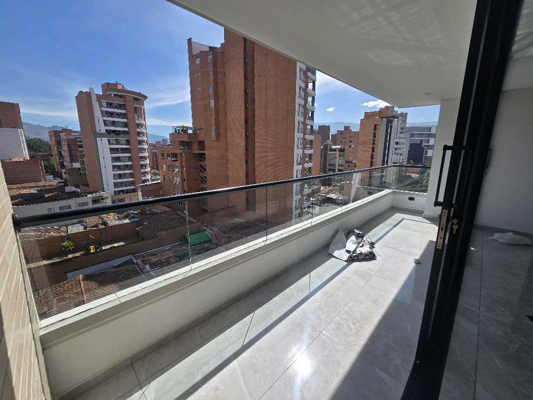 Arriendo apartamento laureles