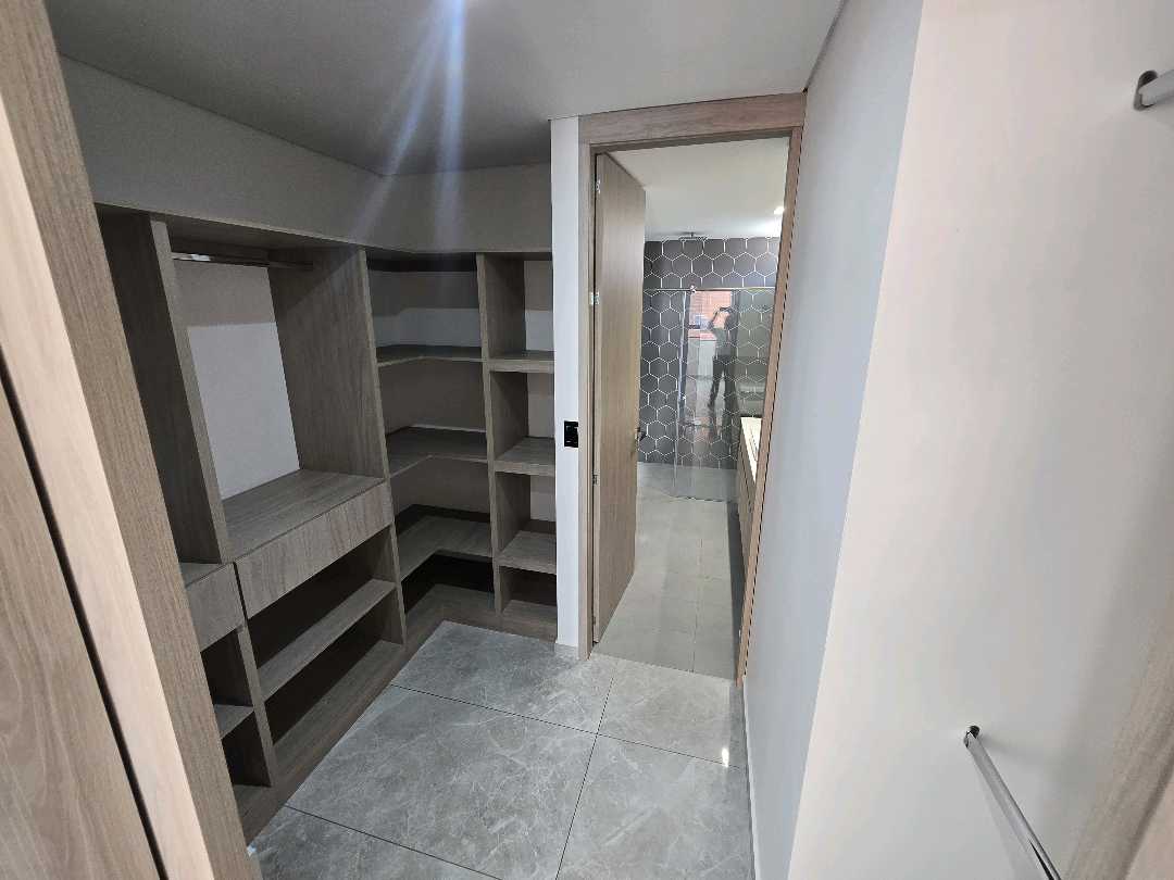 Arriendo apartamento laureles