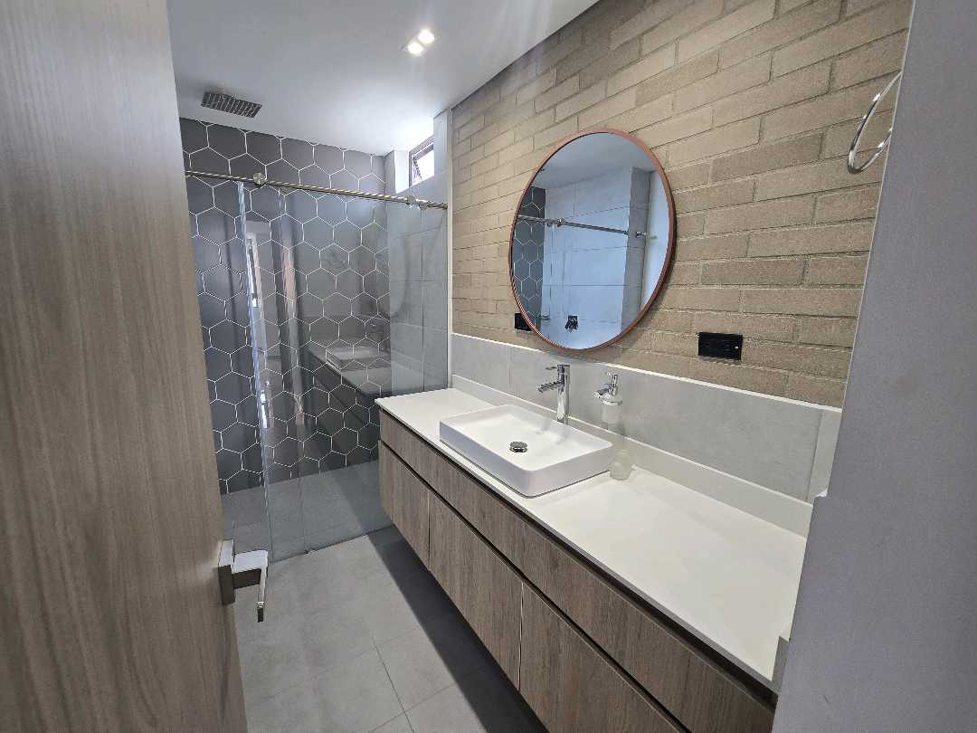 Arriendo apartamento laureles