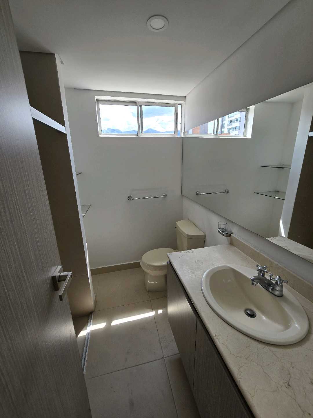 Arriendo apartamento laureles