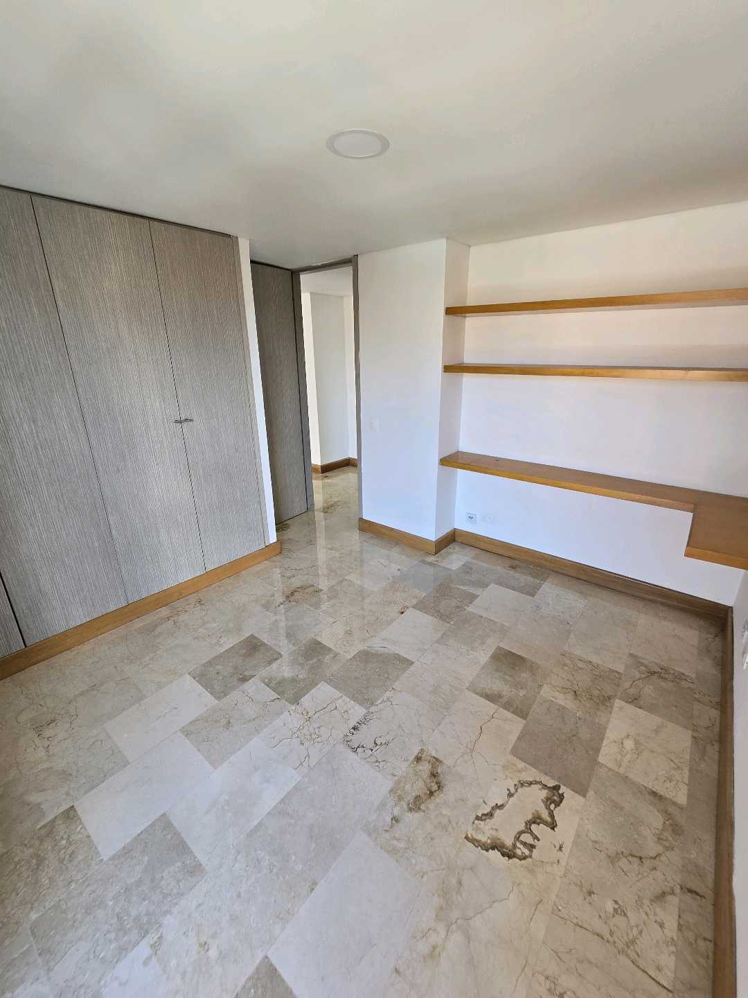 Arriendo apartamento laureles