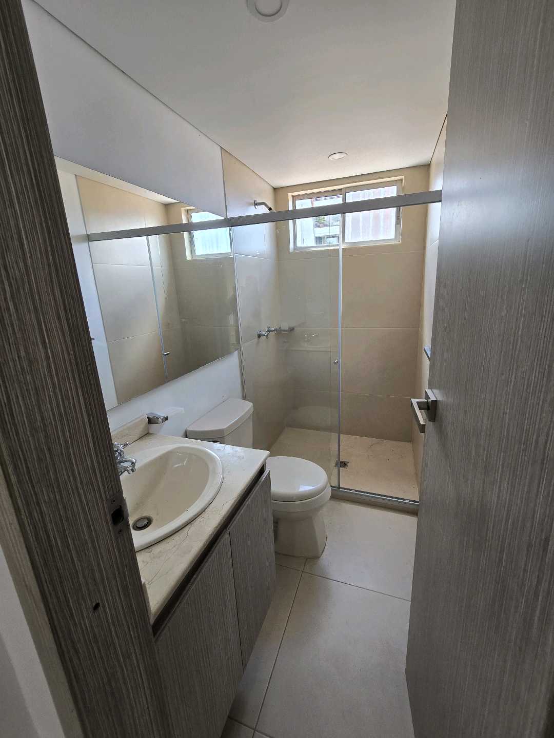 Arriendo apartamento laureles