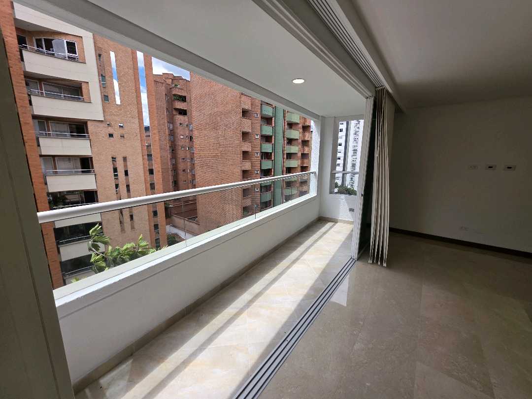 Arriendo apartamento laureles