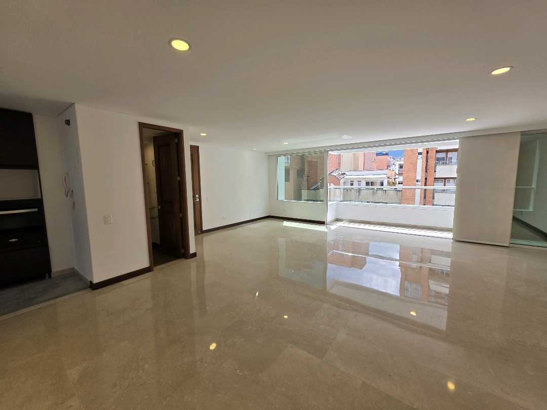 Arriendo apartamento laureles