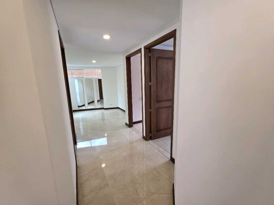 Arriendo apartamento laureles