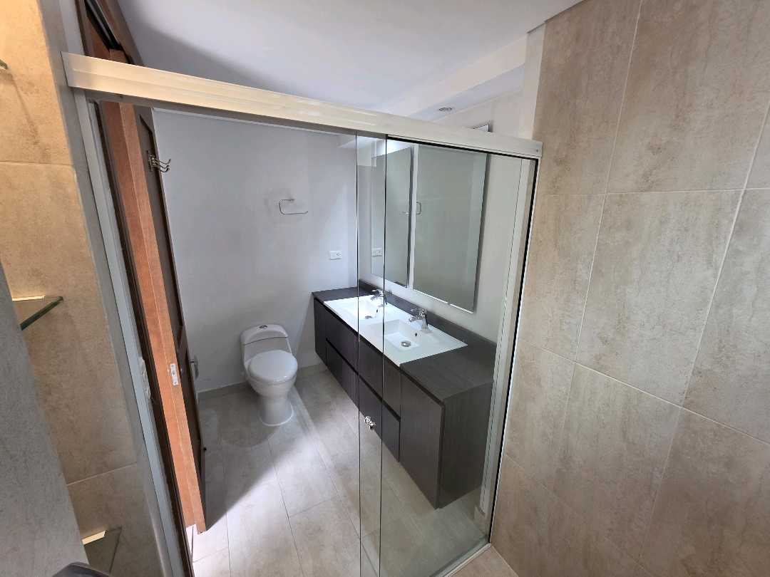 Arriendo apartamento laureles