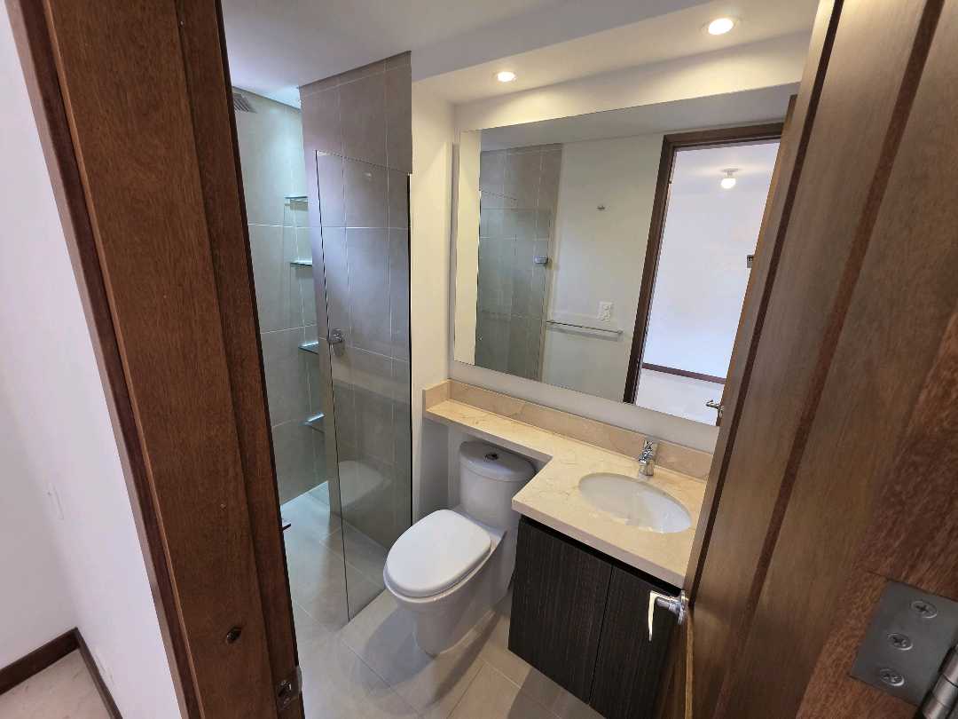 Arriendo apartamento laureles