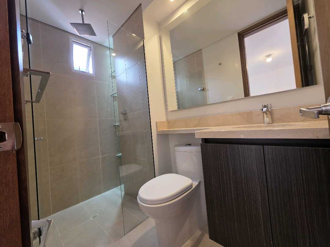 Arriendo apartamento laureles