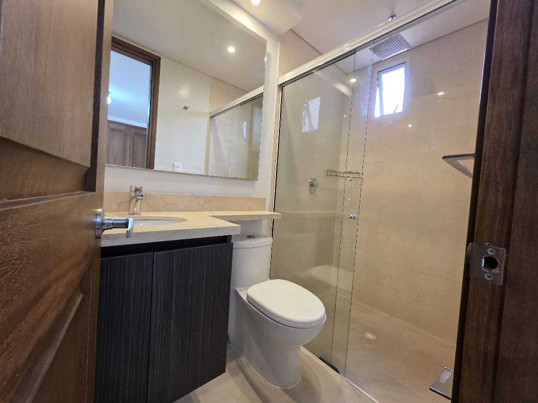 Arriendo apartamento laureles