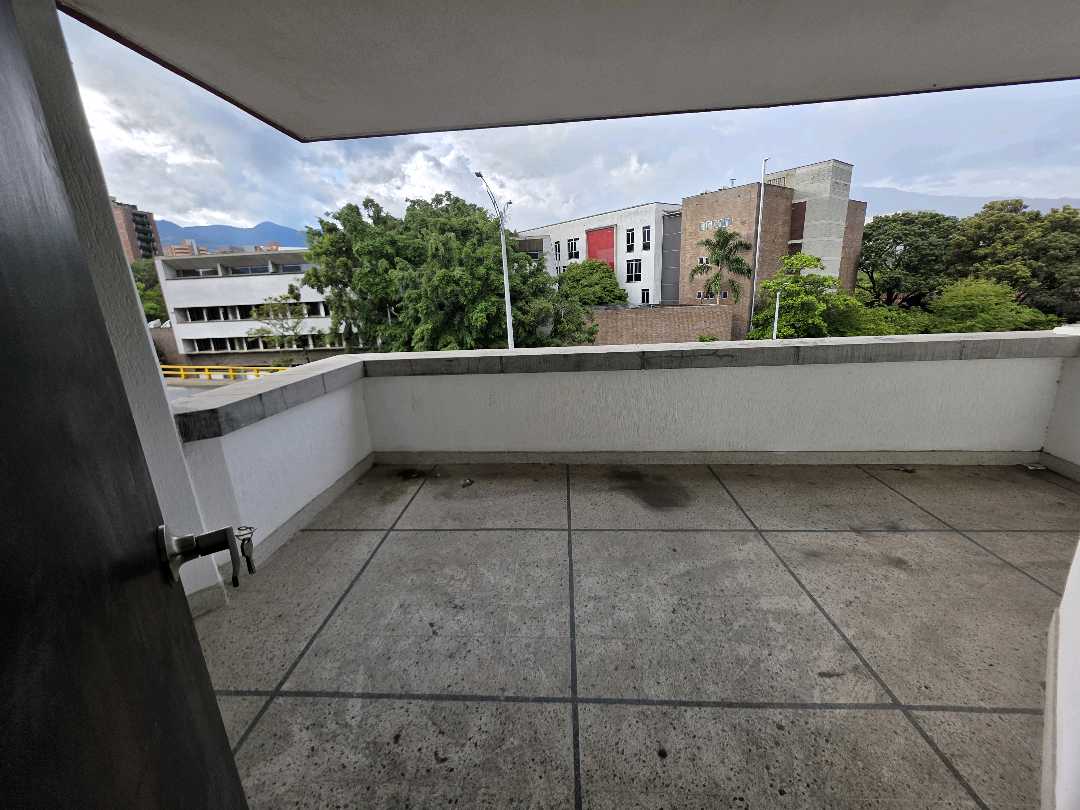 Arriendo apartamento laureles