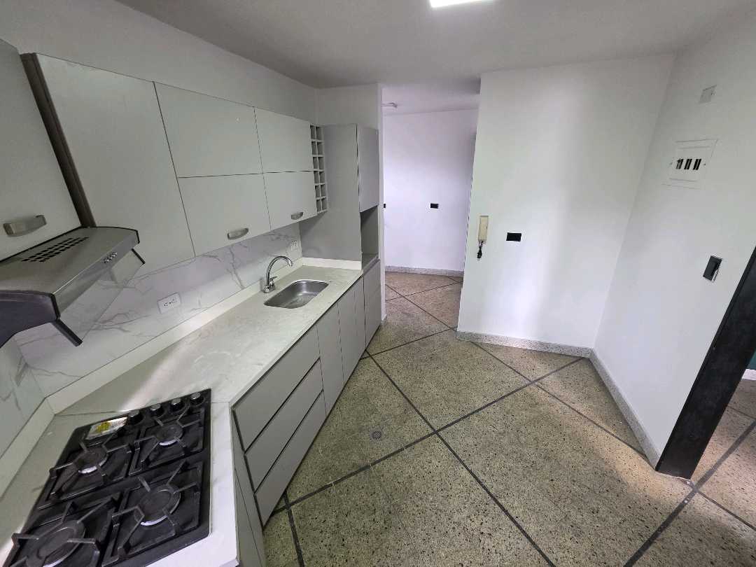 Arriendo apartamento laureles