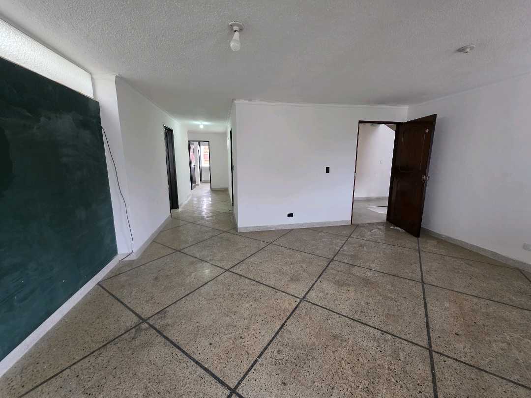 Arriendo apartamento laureles